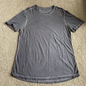 Lululemon 5 Year Basic Acid Wash Short Sleeve Shirt Size Large